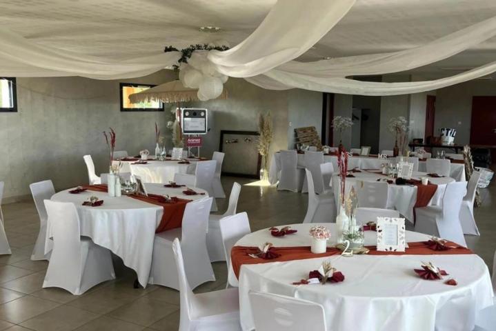 Location salle de réception Saint-Étienne-des-Oullières